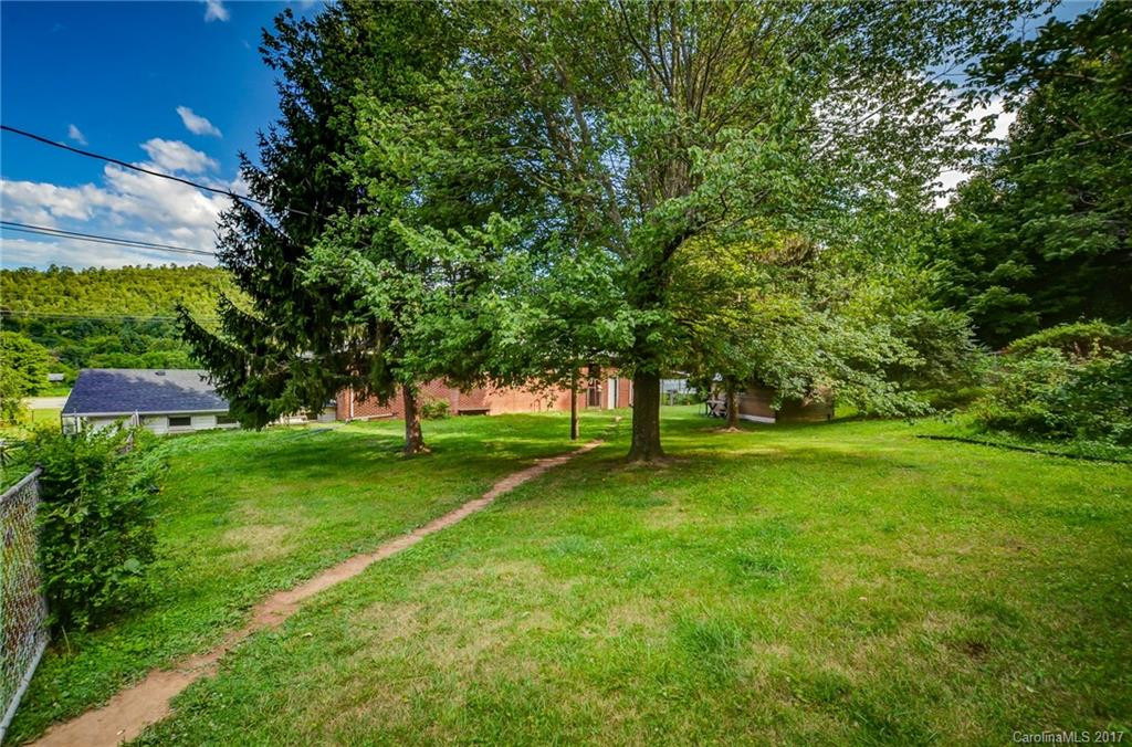 5945 Asheville Highway - Photo 14