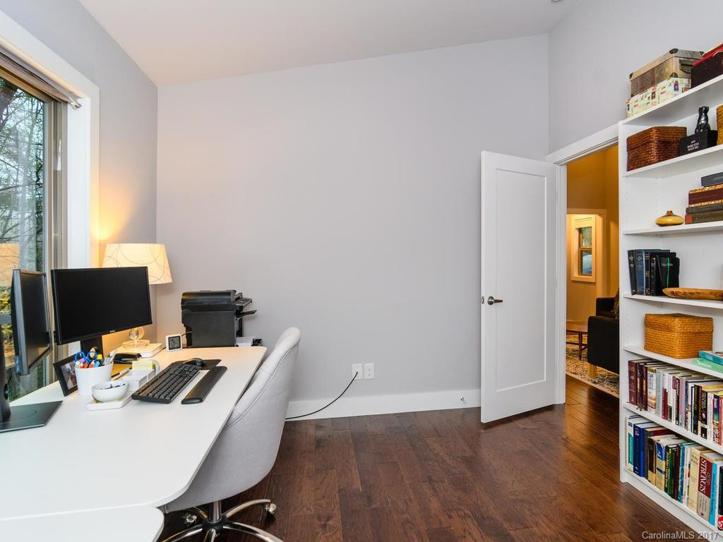 67 Honeysuckle Lane - Photo 11