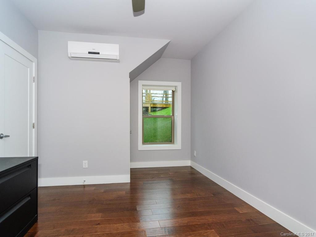 67 Honeysuckle Lane - Photo 14