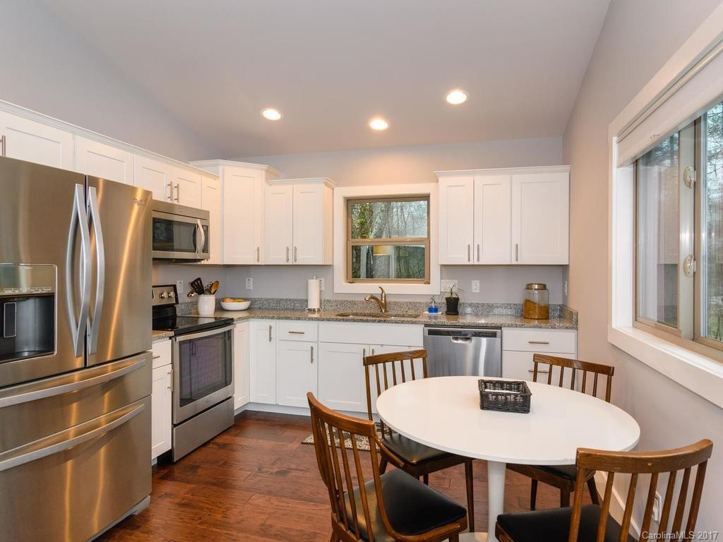 67 Honeysuckle Lane - Photo 3