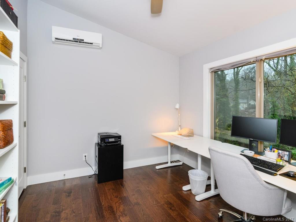 67 Honeysuckle Lane - Photo 10