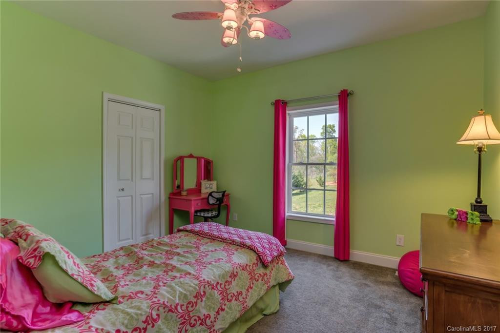 171 Pinoak Drive - Photo 11