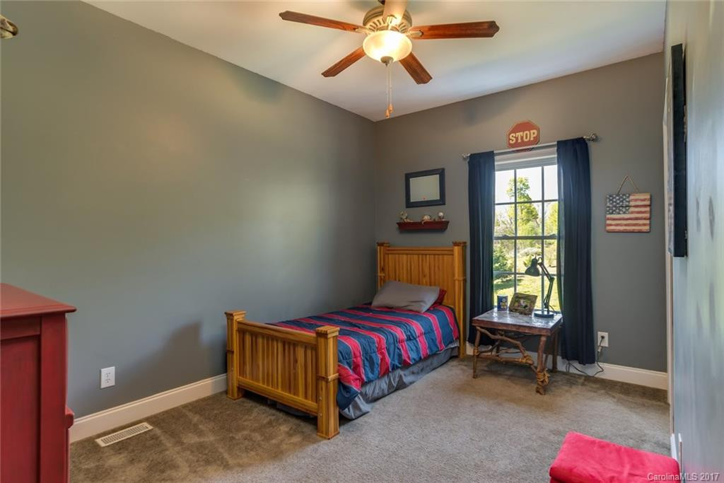 171 Pinoak Drive - Photo 12