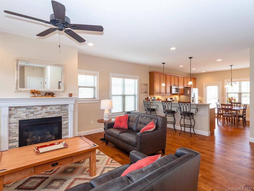 33 Asher Lane - Photo 3