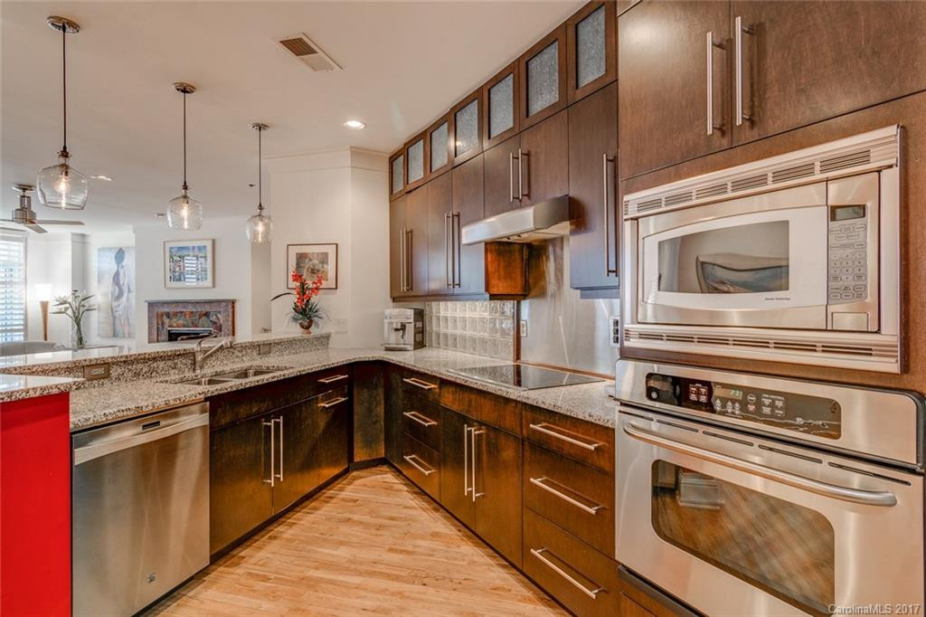 21 Battery Park Avenue #504 - Photo 6