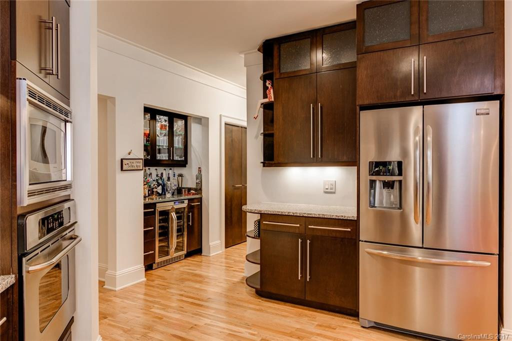 21 Battery Park Avenue #504 - Photo 7