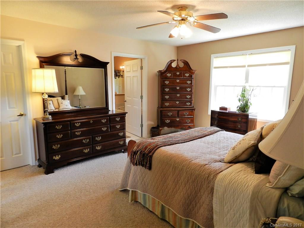 29 Mountainbrook Road - Photo 13