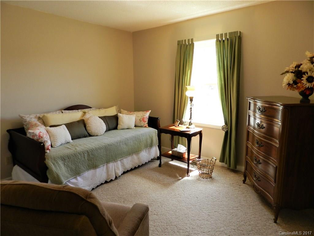 29 Mountainbrook Road - Photo 19