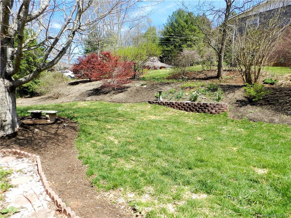 29 Mountainbrook Road - Photo 4