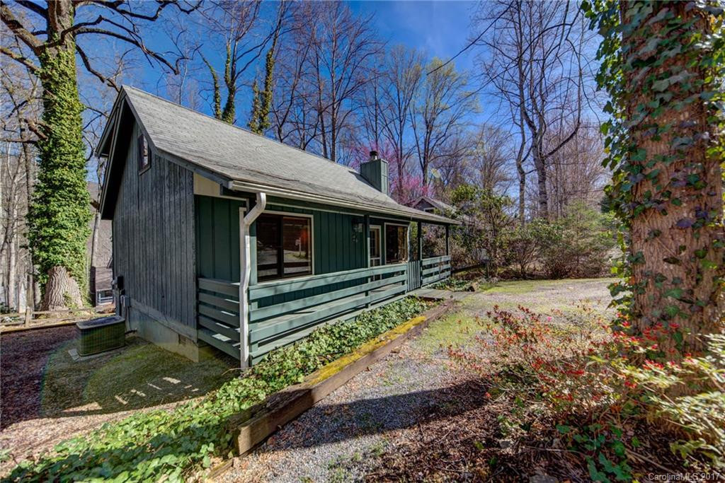 26 Gail Drive - Photo 2