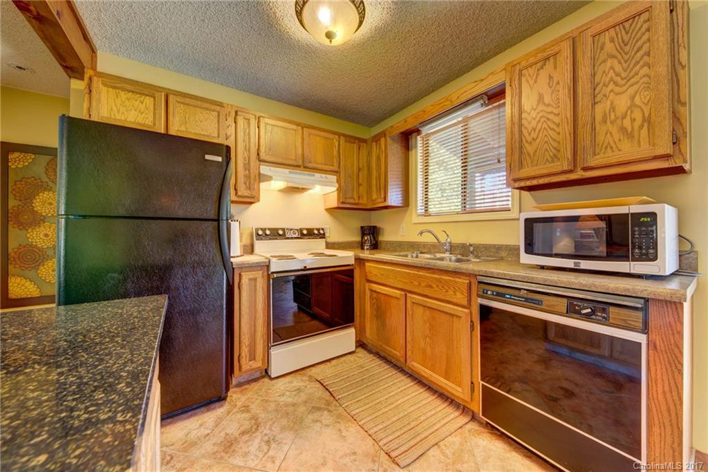 26 Gail Drive - Photo 11