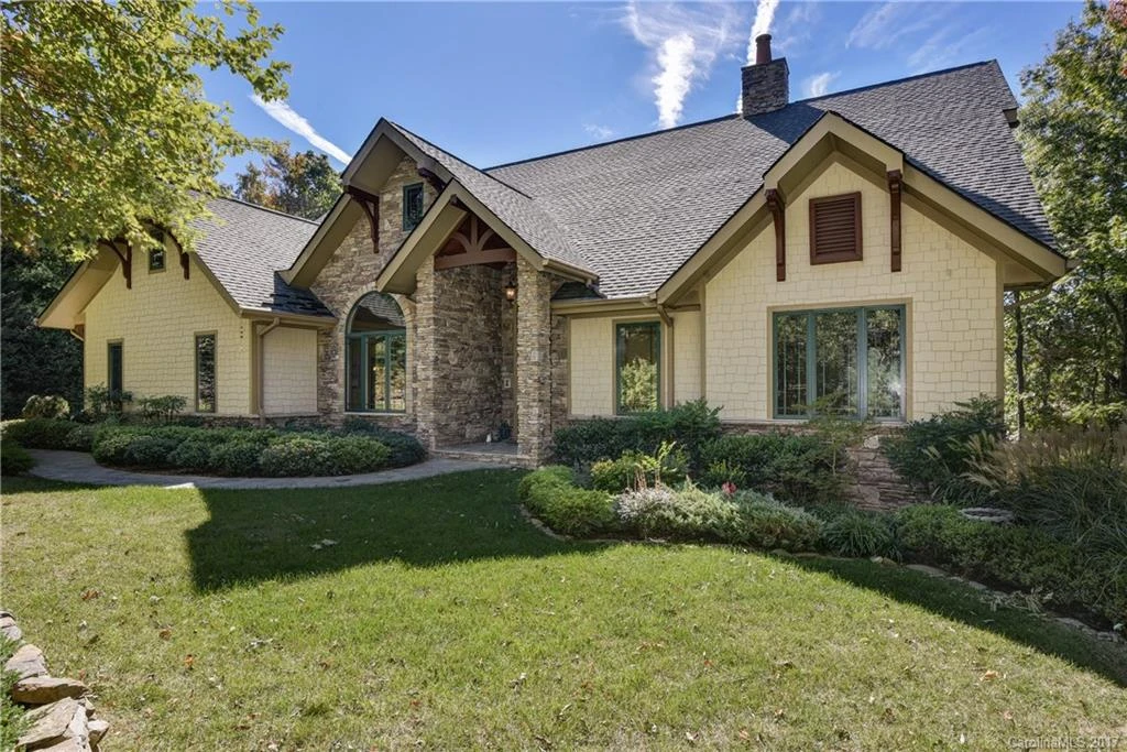 131 Hollybrook Drive