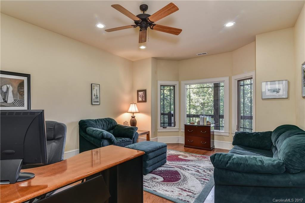 131 Hollybrook Drive - Photo 18