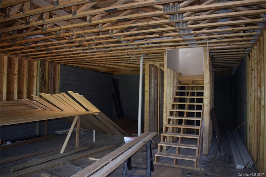 214 Turnpike Road - Photo 15
