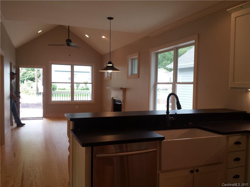 214 Turnpike Road - Photo 17