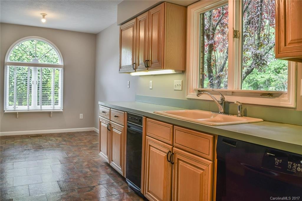 927 Kanuga Road #927 - Photo 4