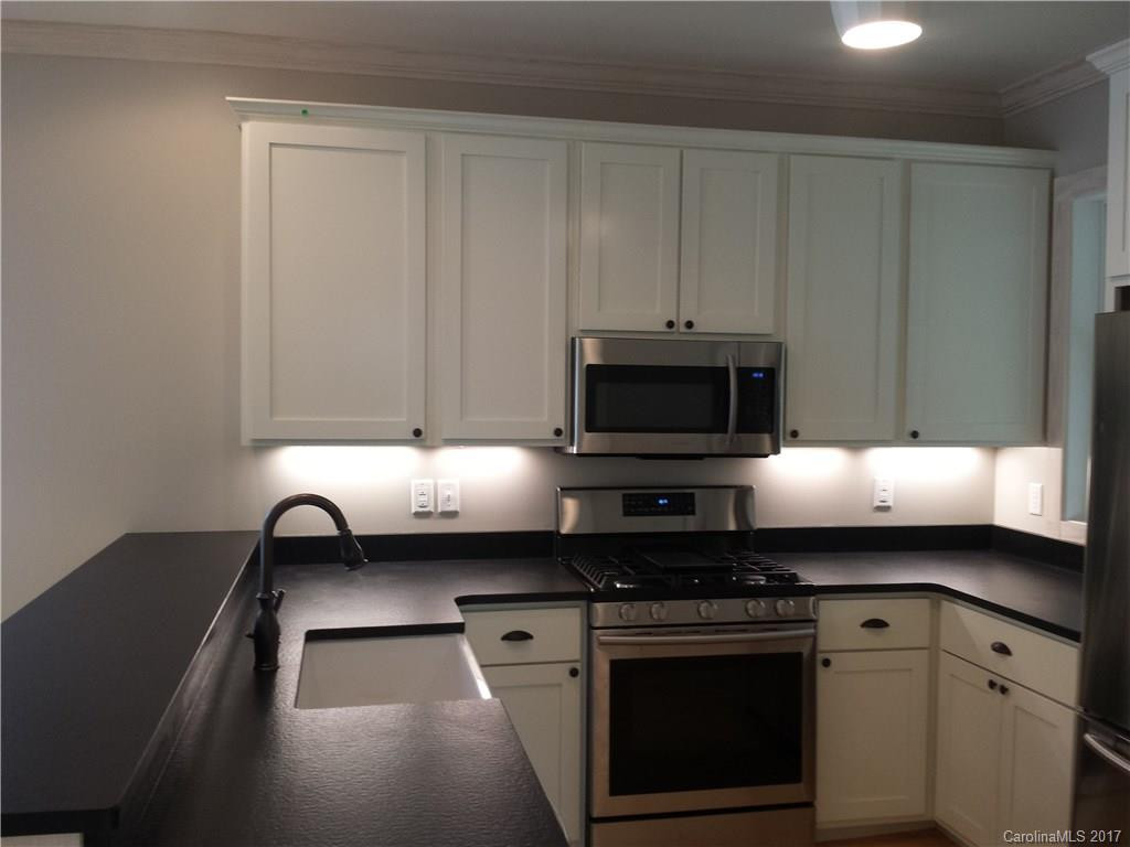 220 Turnpike Road - Photo 13