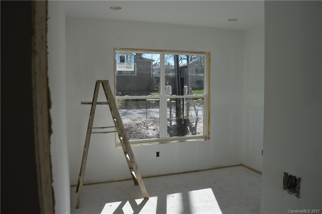 220 Turnpike Road - Photo 4