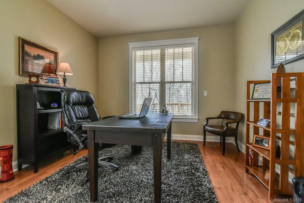 112 Mountain Drive - Photo 11