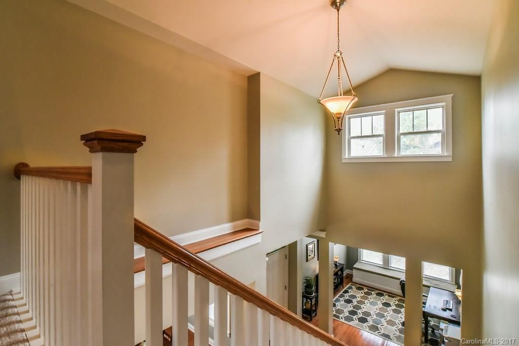 112 Mountain Drive - Photo 13