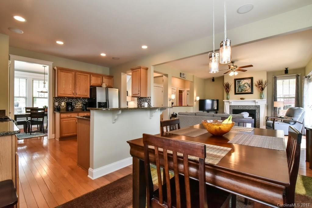 112 Mountain Drive - Photo 6