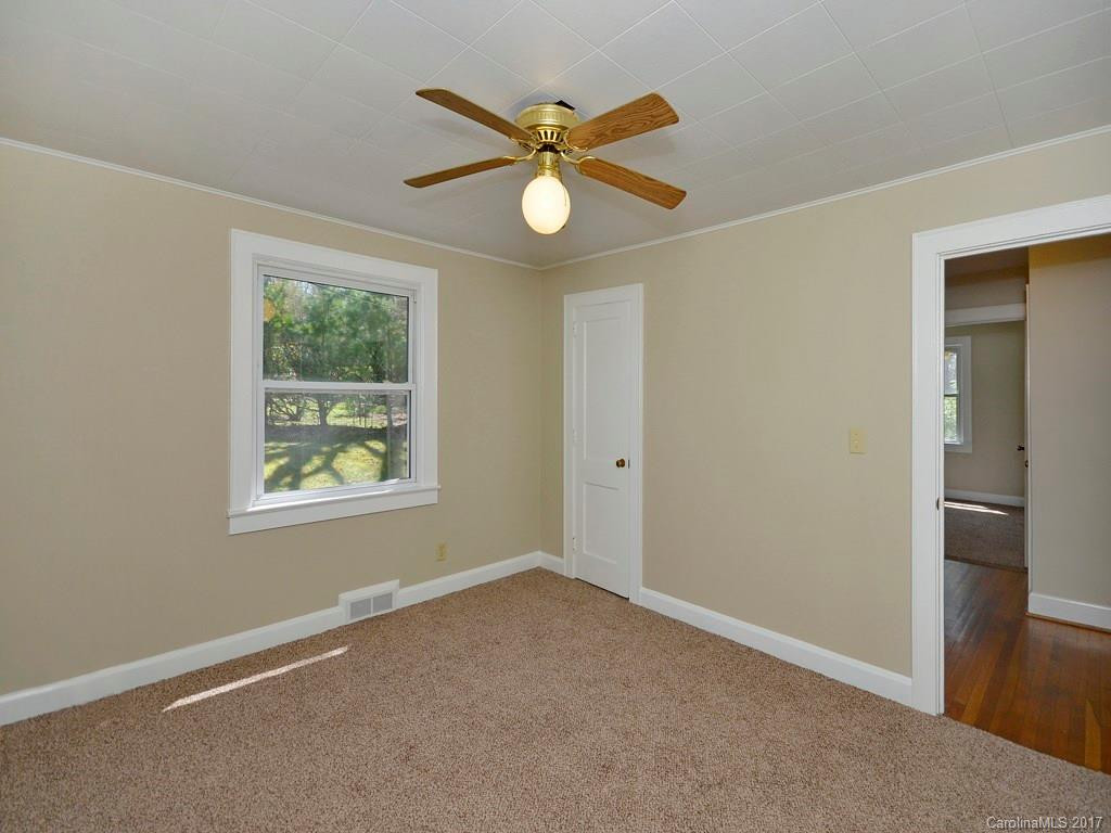 1800 Main Street - Photo 11