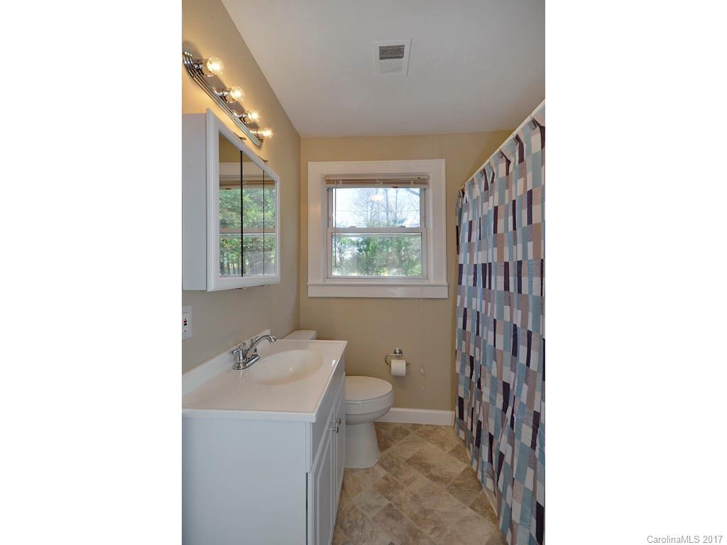1800 Main Street - Photo 12