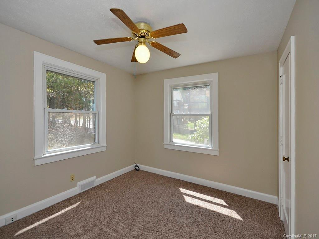 1800 Main Street - Photo 13