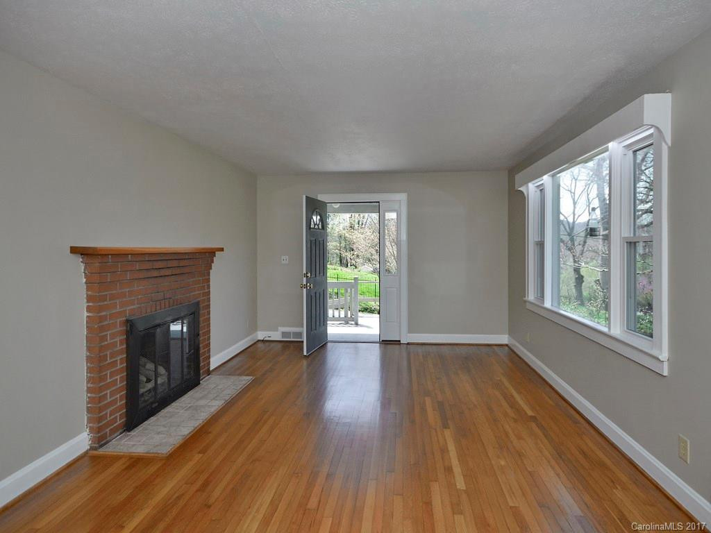 1800 Main Street - Photo 4