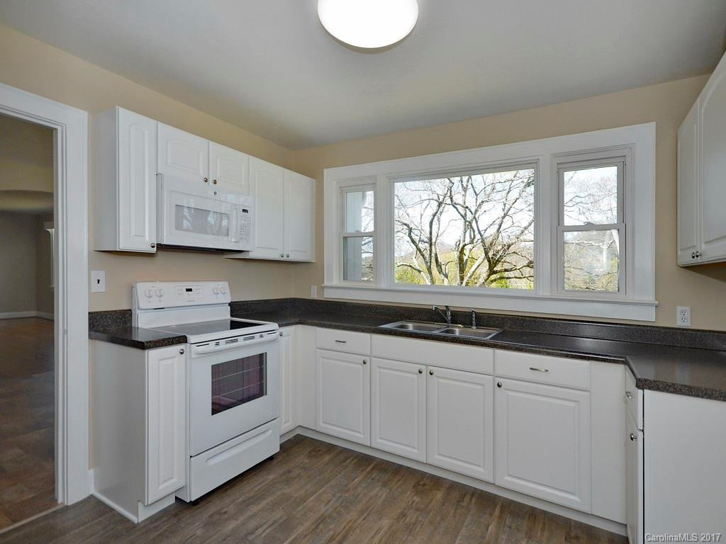 1800 Main Street - Photo 7