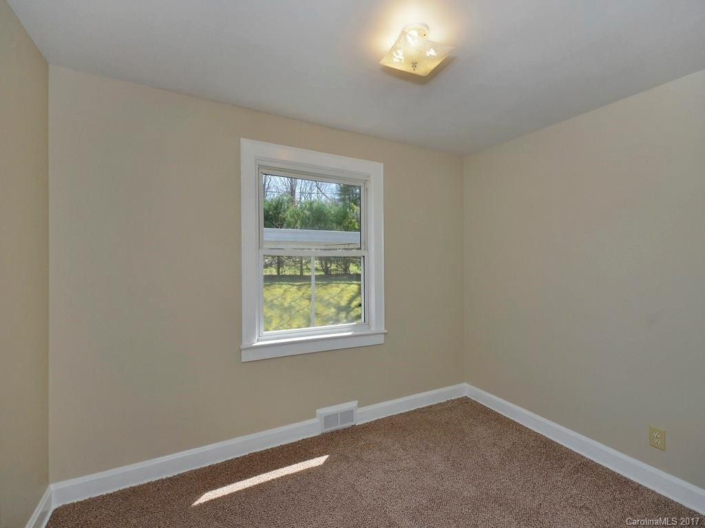 1800 Main Street - Photo 8