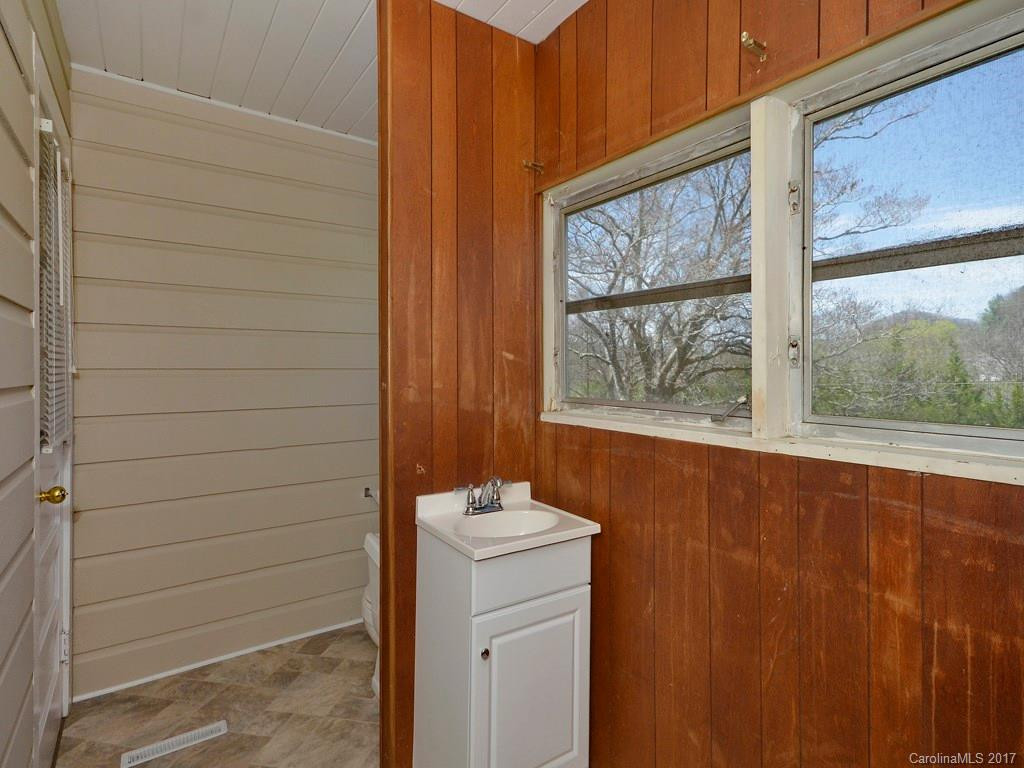 1800 Main Street - Photo 10