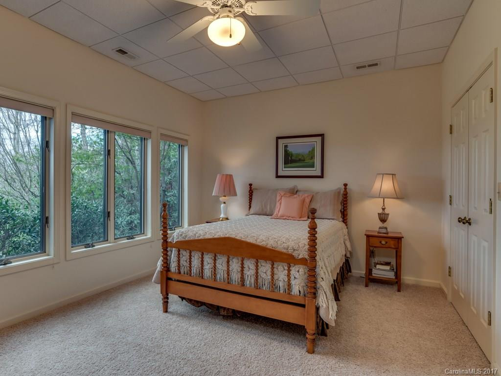 536 Hagen Drive - Photo 12