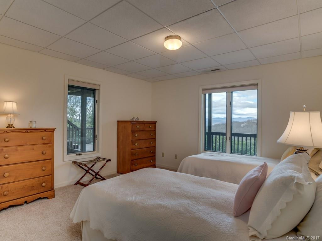 536 Hagen Drive - Photo 14
