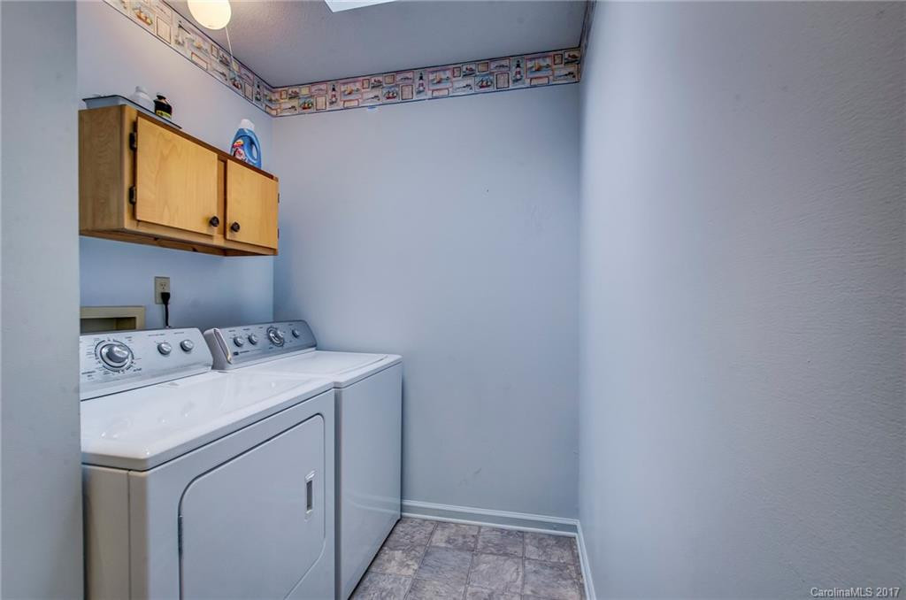 21 Glen Crest Drive - Photo 5