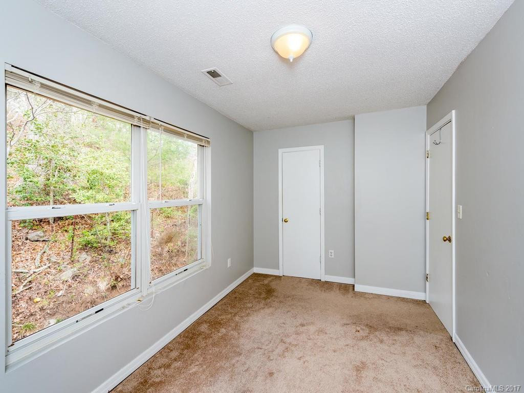 252 Trantham Cove Road #N/A - Photo 18
