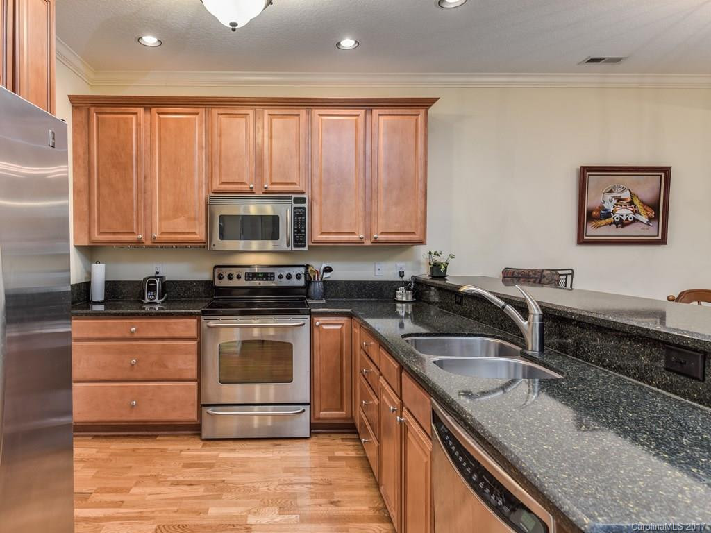 29 Victoria Park Drive #29 - Photo 6