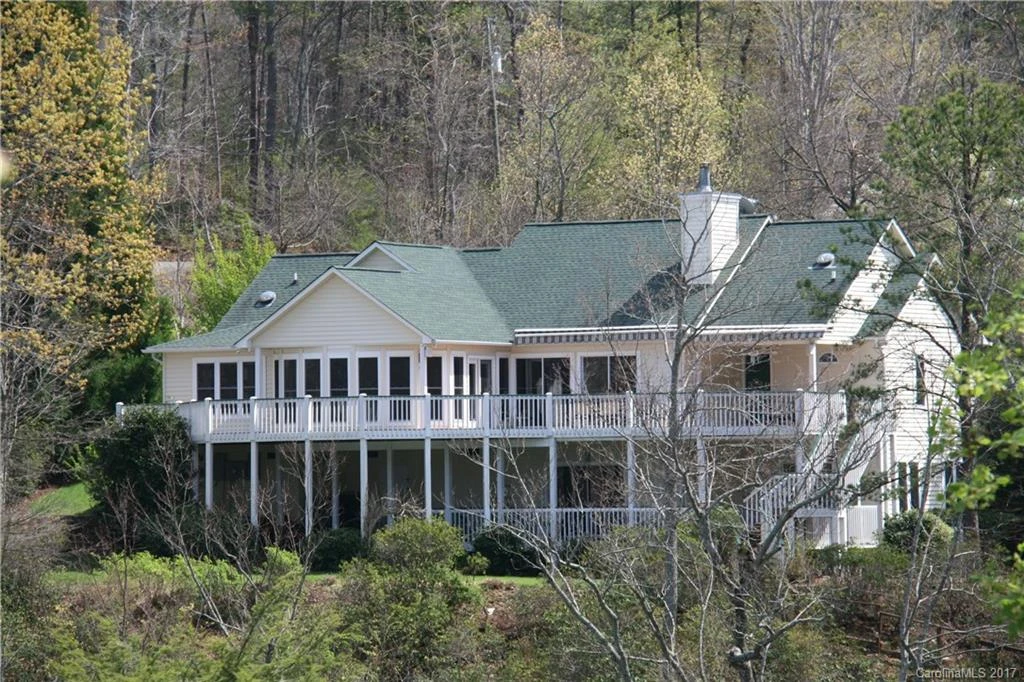 197 Hawthorne Drive