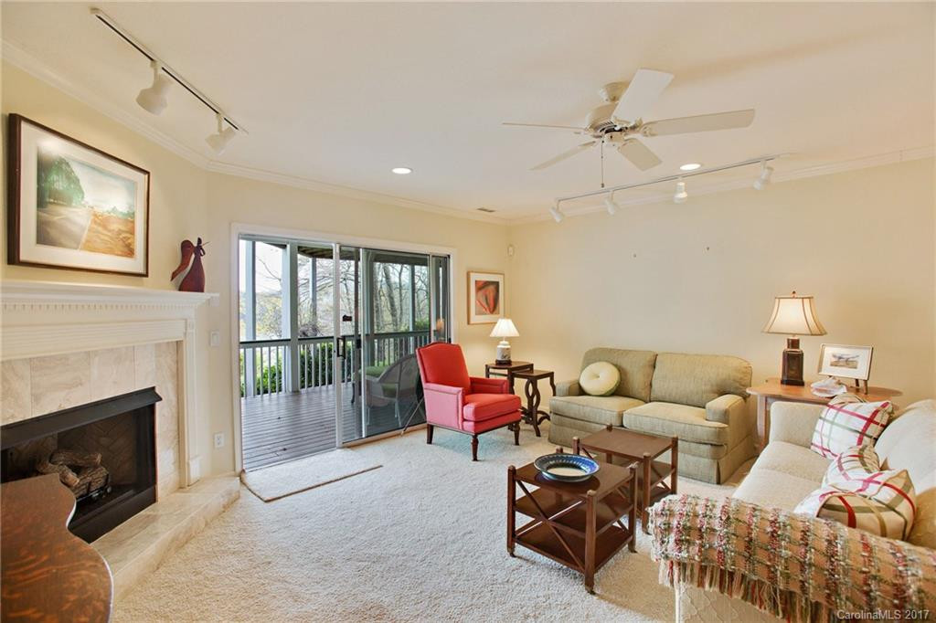 197 Hawthorne Drive - Photo 19