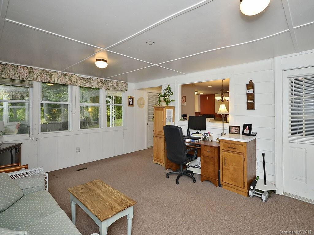 96 Lillie Lane - Photo 5