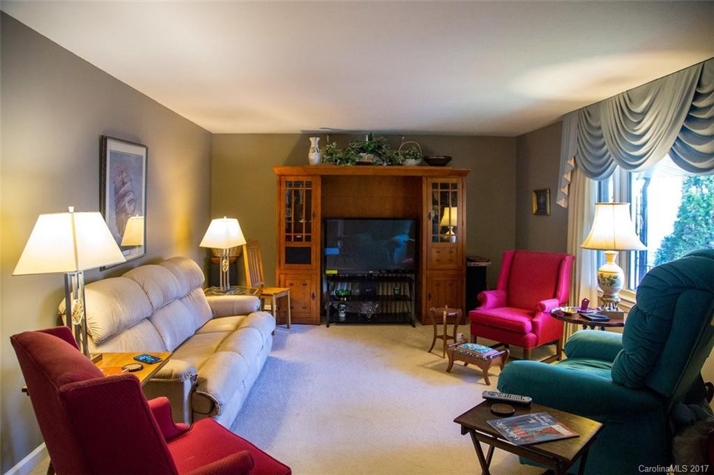 50 Faircrest Road - Photo 8