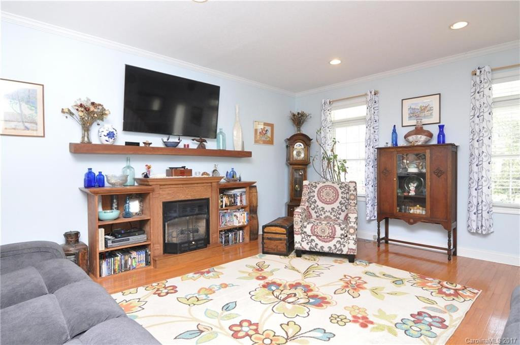 56 Ashlyn Lane #3 - Photo 4