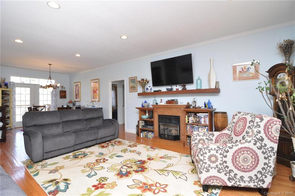 56 Ashlyn Lane #3 - Photo 6