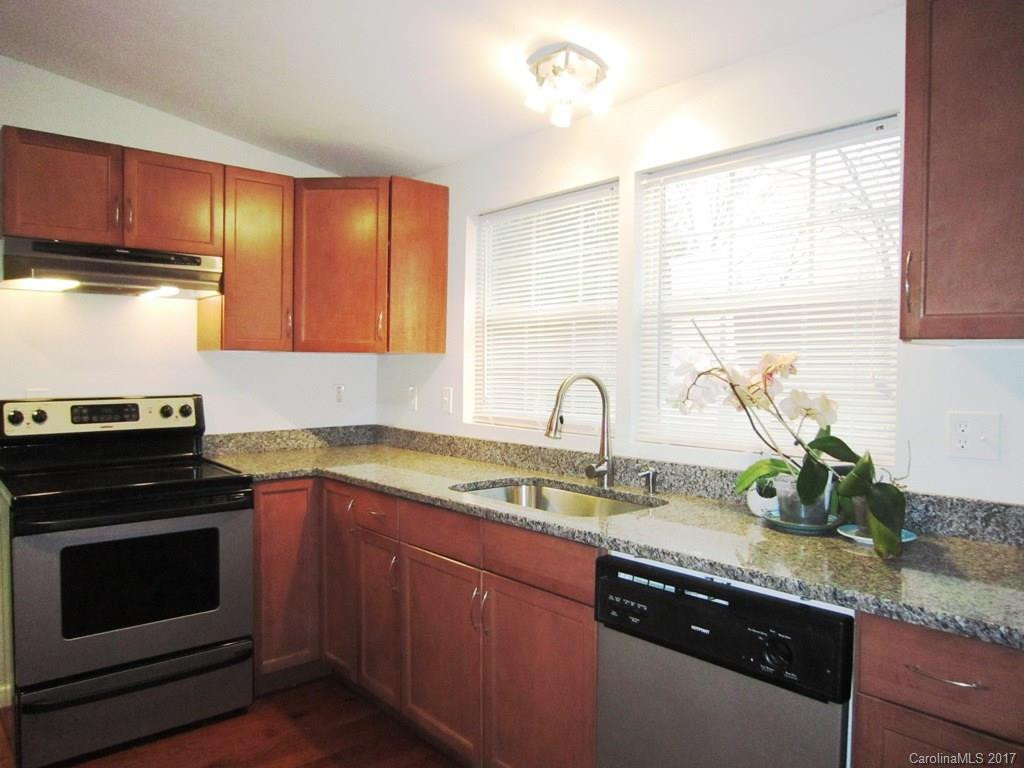 125 Wellington Street - Photo 5