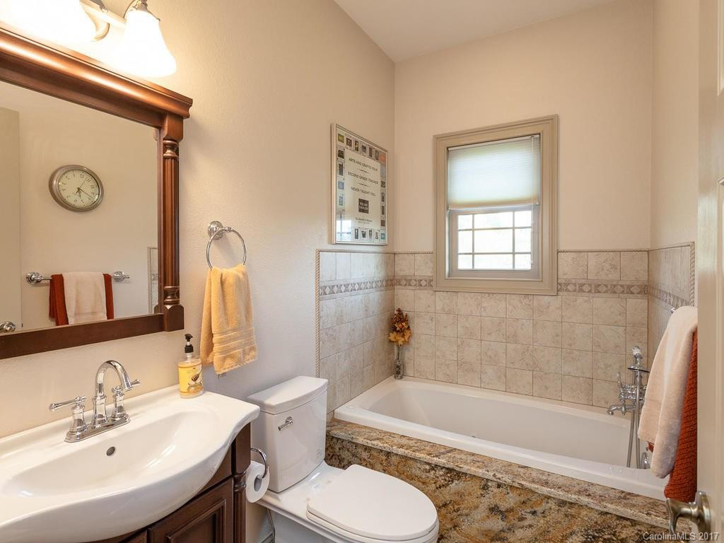 29 Majestic View Court #28 - Photo 12