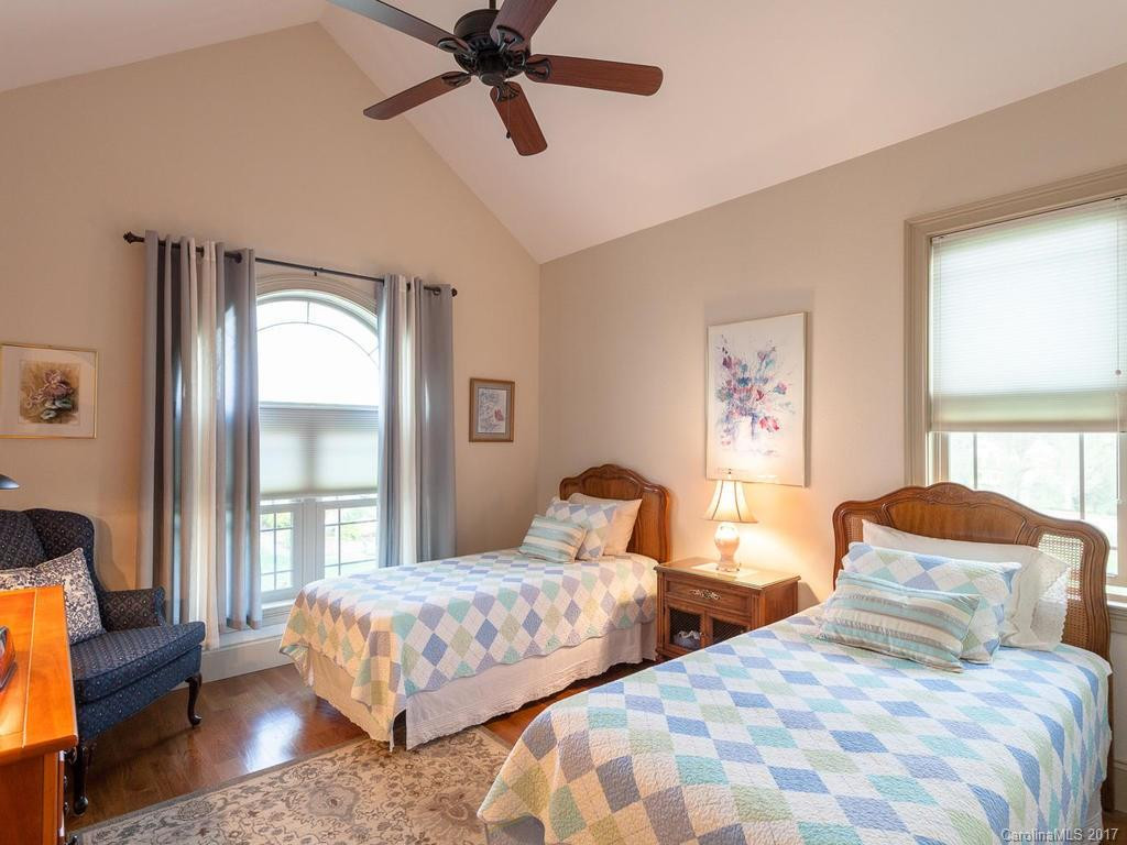 29 Majestic View Court #28 - Photo 13