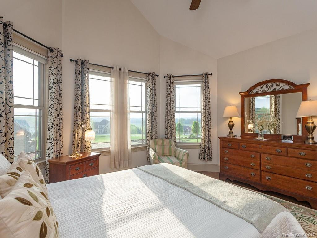 29 Majestic View Court #28 - Photo 14