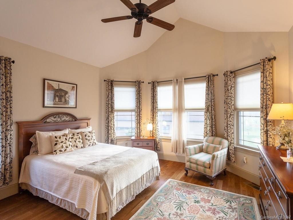29 Majestic View Court #28 - Photo 15