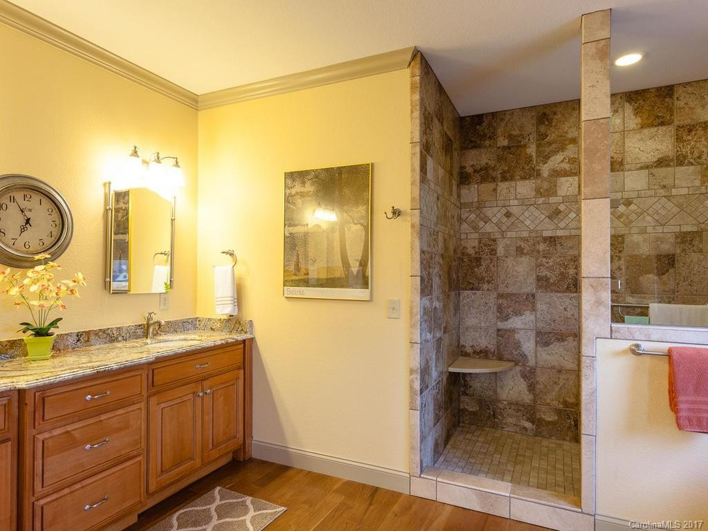29 Majestic View Court #28 - Photo 16