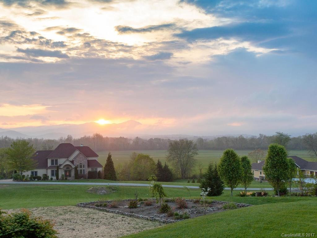 29 Majestic View Court #28 - Photo 4